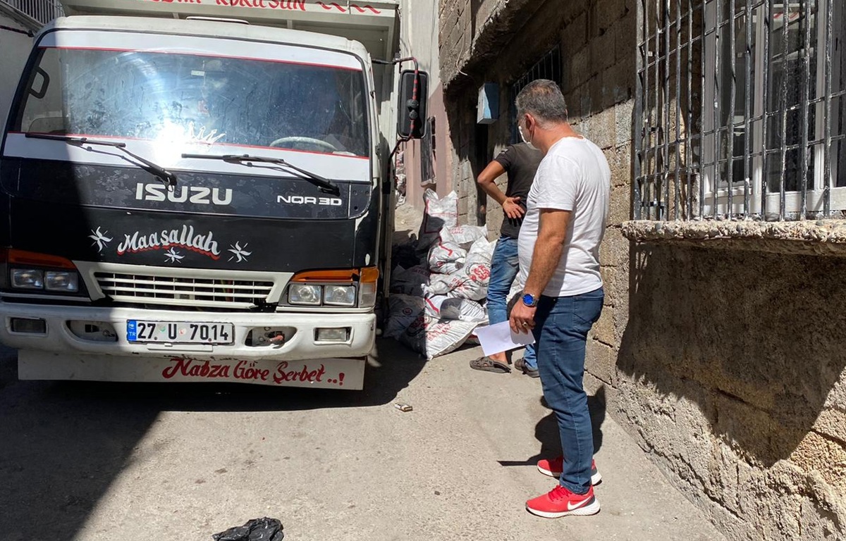 Şehitkamil Sosyal Yardımlaşma ve Dayanışma Vakfı Kömür Dağıtımı