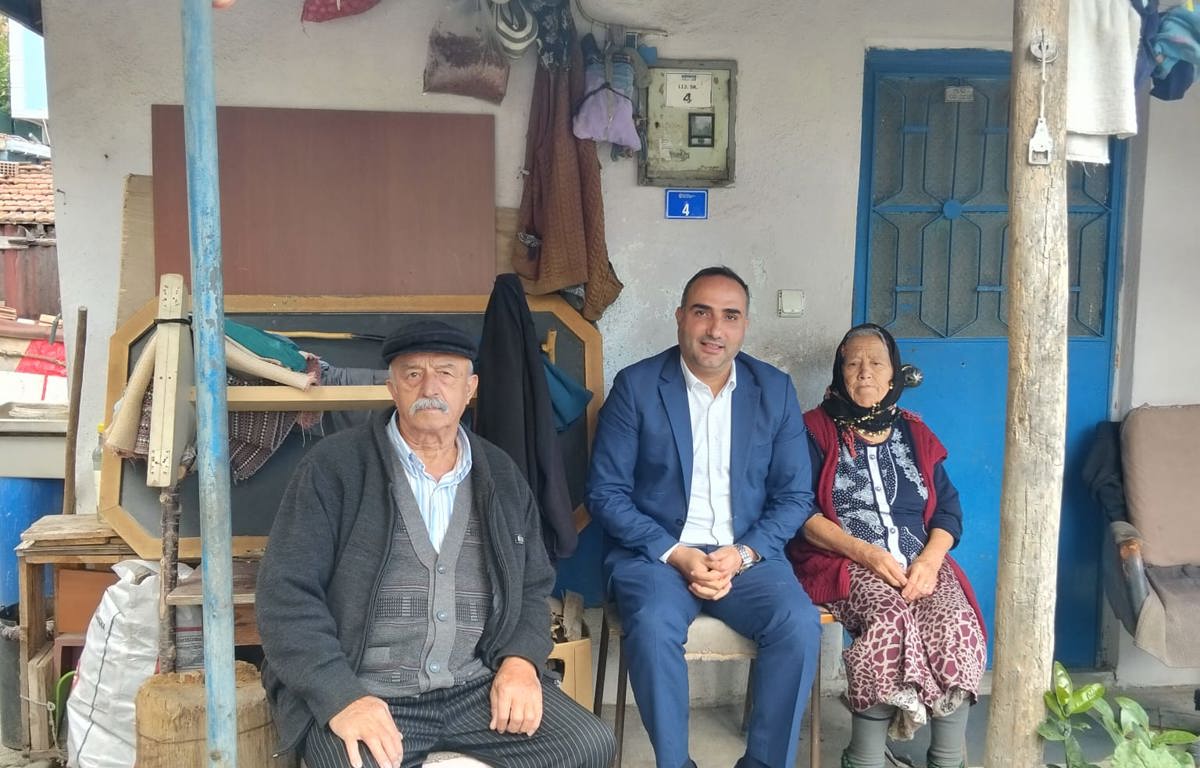 1 EKİM DÜNYA YAŞLILAR GÜNÜ ZİYARETLERLERİNDE YAŞLILARIMIZLA BİR ARAYA GELİNDİ
