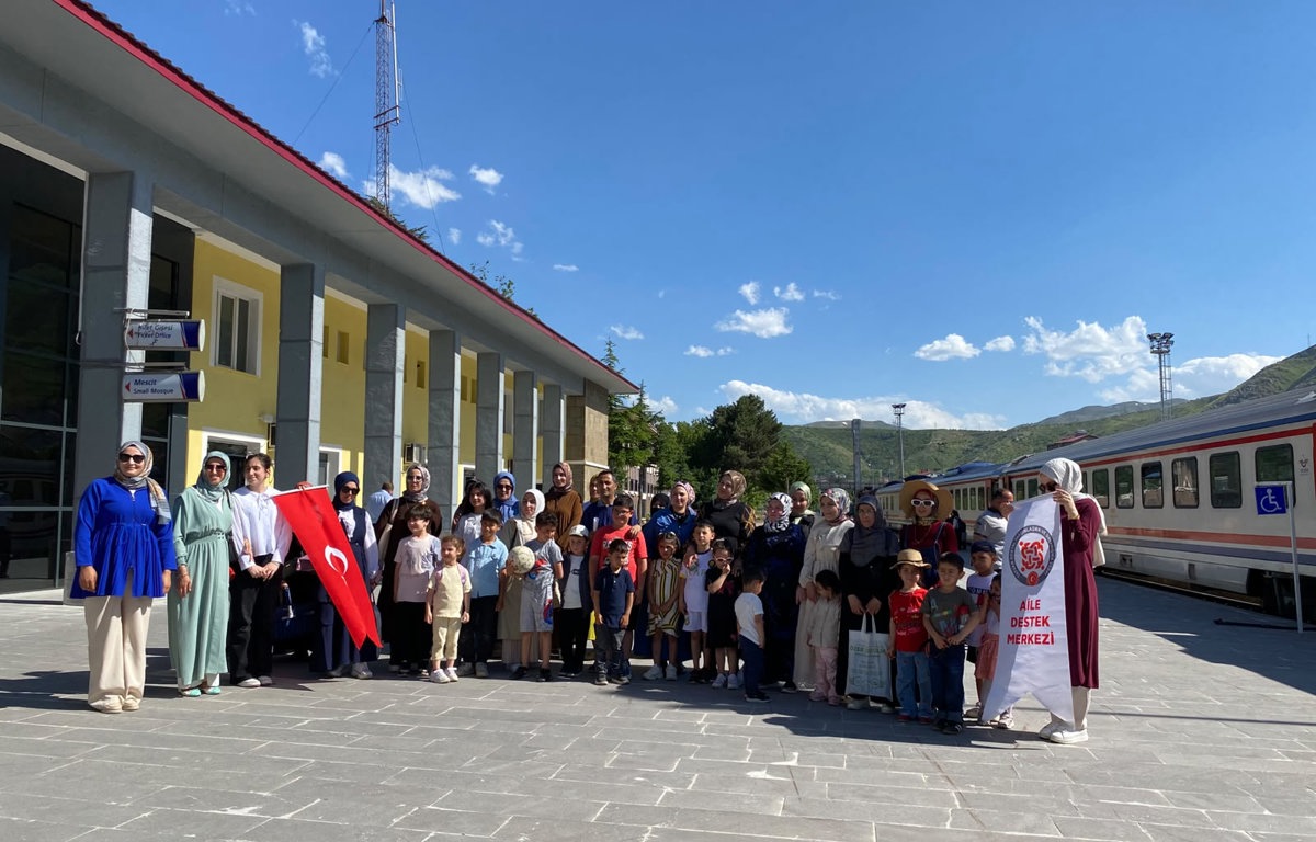 TATVAN ADEM 2 KURSİYERLERİ İLE TREN GEZİSİ