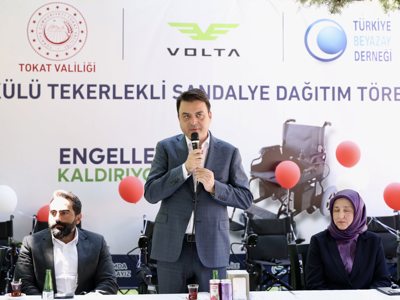 AKÜLÜ TEKERLEKLİ SANDALYE DAĞITIM TÖRENİ GERÇEKLEŞTİRİLDİ.