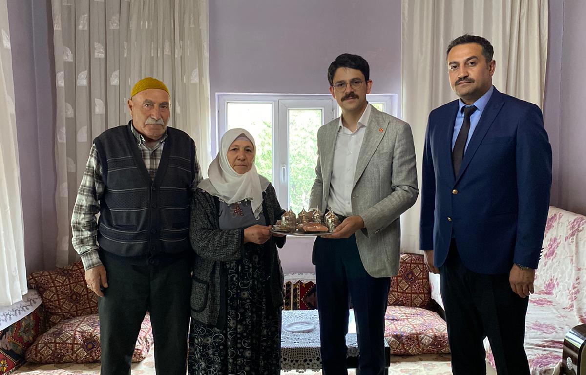 1 Ekim Dünya Yaşlılar Günü