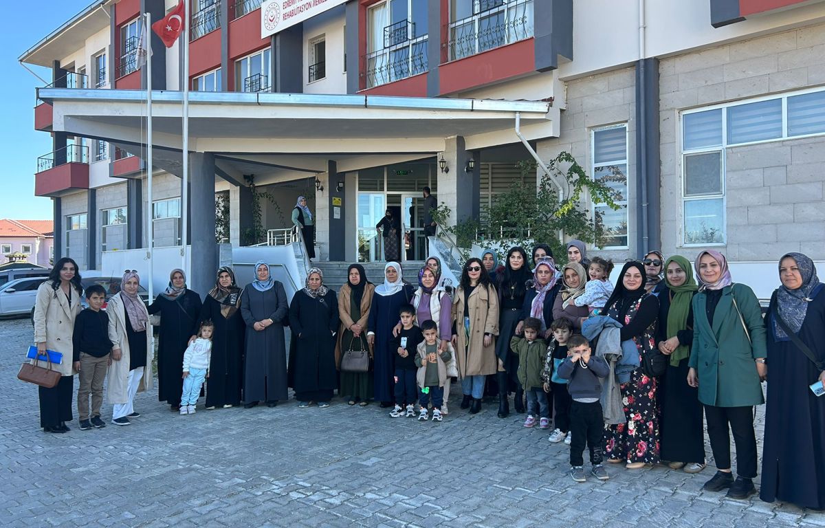 FİDANLAR İLE ÇINARLAR BULUŞUYOR