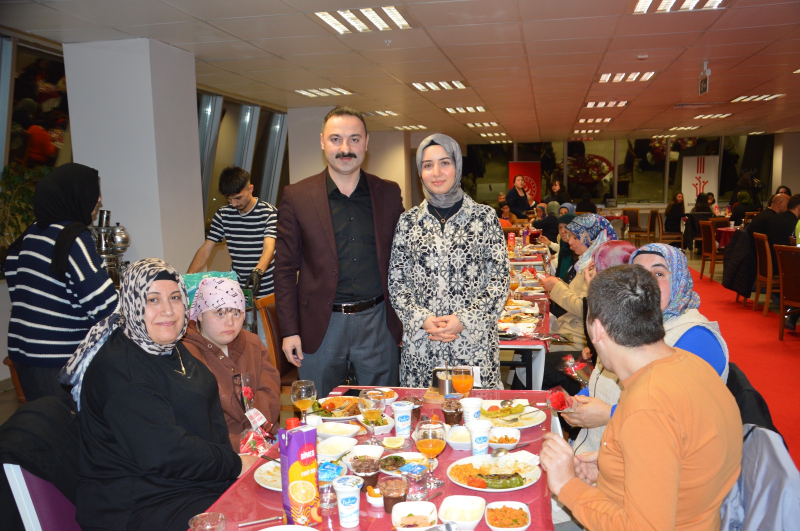 Dünya Yetimler Günü İftar Programı