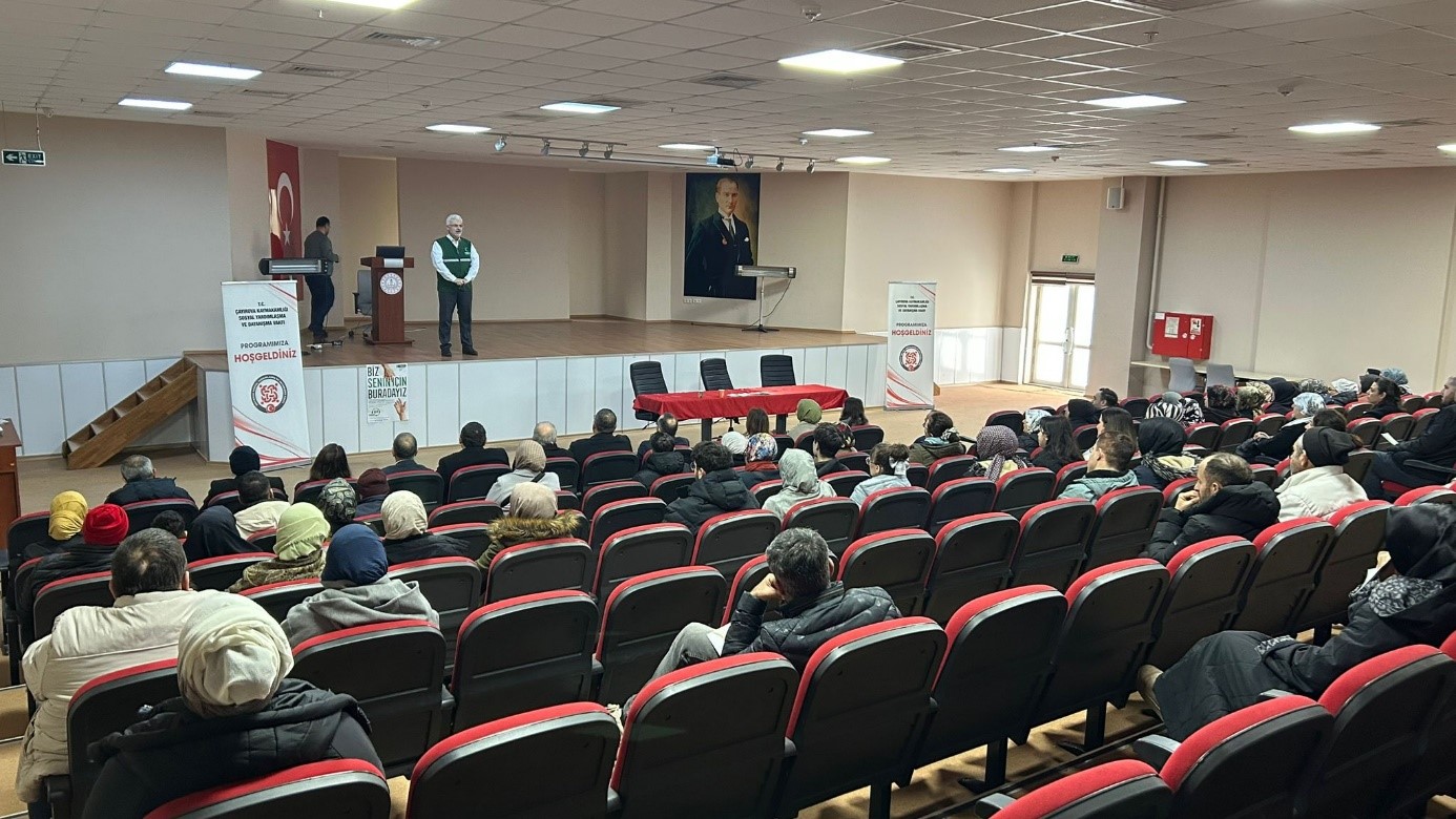 BAĞIMLILIKLA MÜCADELE SEMİNERİ DÜZENLENDİ