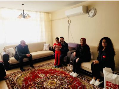 DEPREMZEDE ALİ YILDIRIM VE AİLESİNE AİLE ZİYARETİ