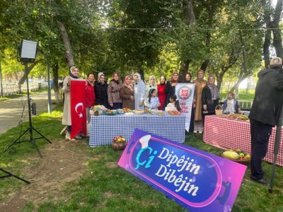 TRT KURDİ'NİN LEZZET YARIŞMASINDA TATVAN ADEM 2 KURSİYERLERİNDEN YÖRESEL ŞOV