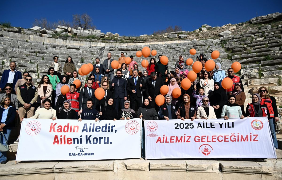 Aynı Gökyüzünün Altında