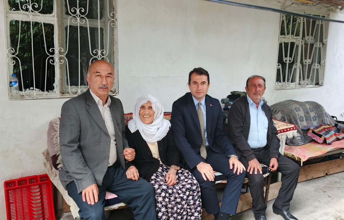 1 EKİM DÜNYA YAŞLILAR GÜNÜ