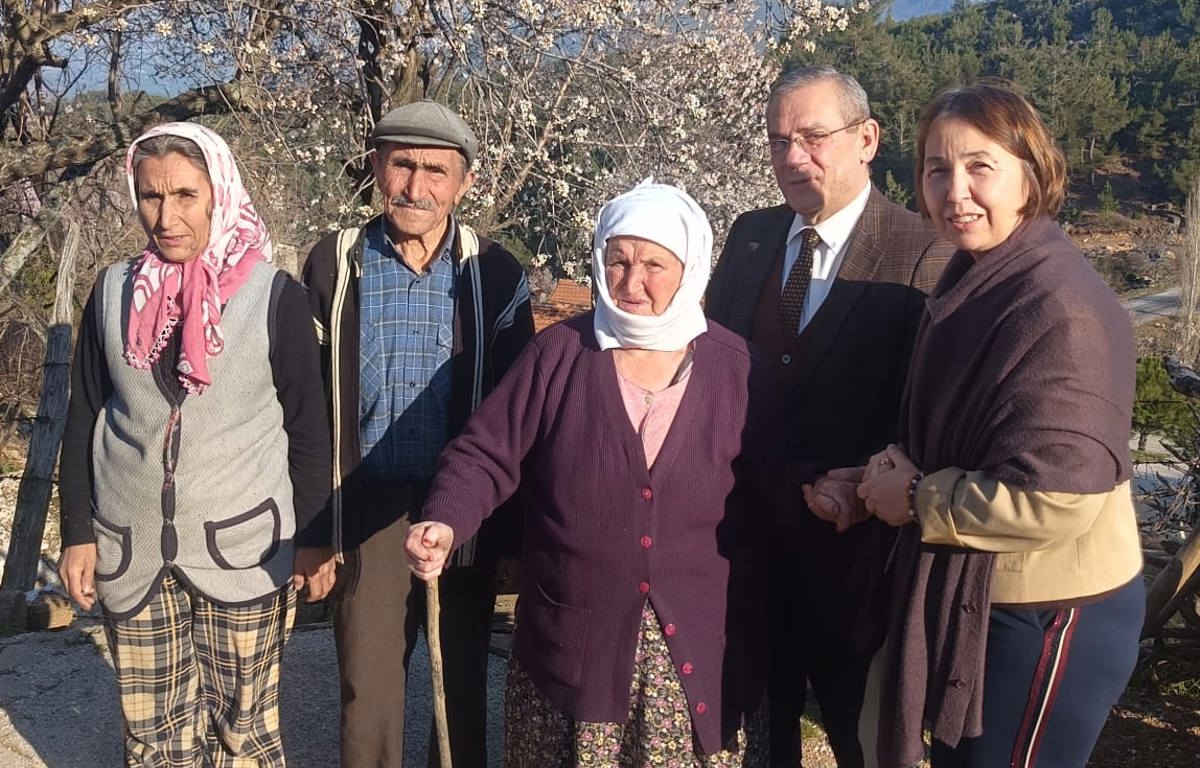 Menteşe Kaymakamı ve Vakıf Başkanımız Sayın Mehmet Eriş’ten, Şehit Ailemize Ramazan Ayında Anlamlı Ziyaret