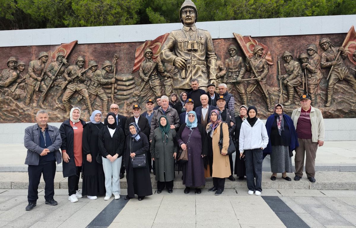 Ilgazlı Şehit Yakını ve Gaziler Çanakkale'yi gezdi