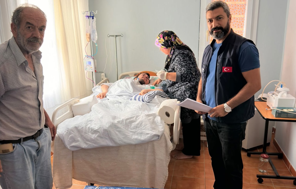 ÇUKUROVA İLÇEMİZDE İKAMET EDEN VATANDAŞIMIZA JENERATÖR DESTEĞİ
